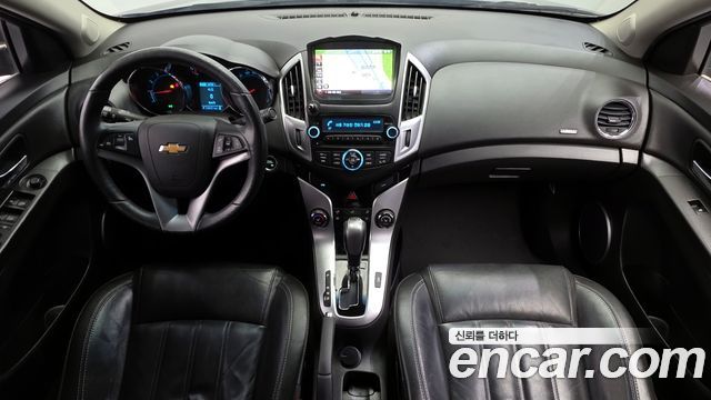Chevrolet Korea Cruze — interior