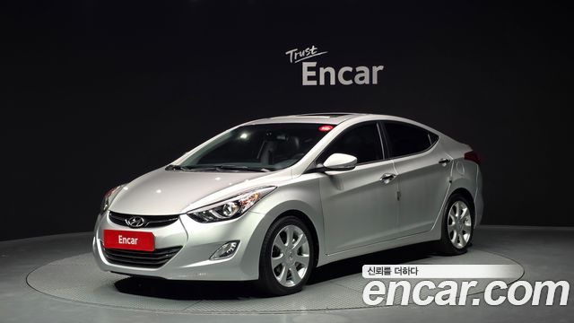 Hyundai Avante — exterior