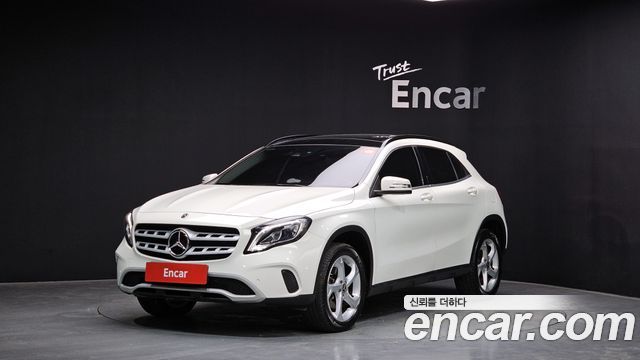Mercedes-Benz GLA-Class
