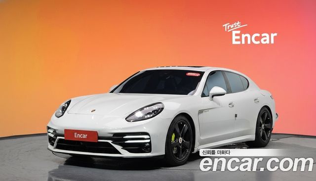 Porsche Panamera — exterior