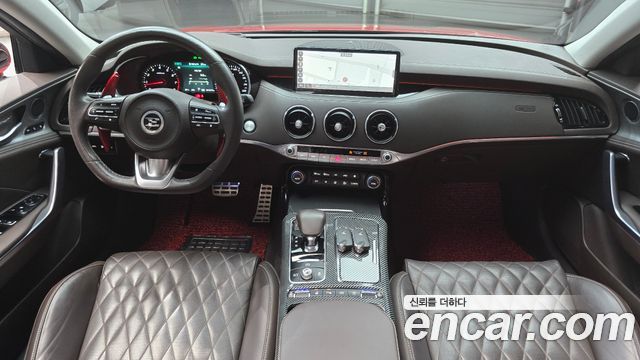 Kia Stinger — interior