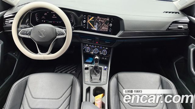 Volkswagen Jetta — interior