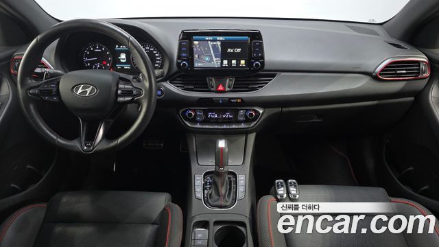 Hyundai i30 — interior