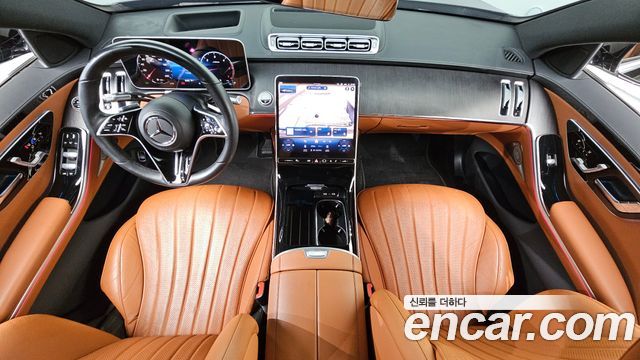 Mercedes-Benz S-Class — interior