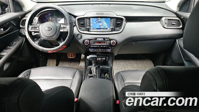 Kia Sorento — interior