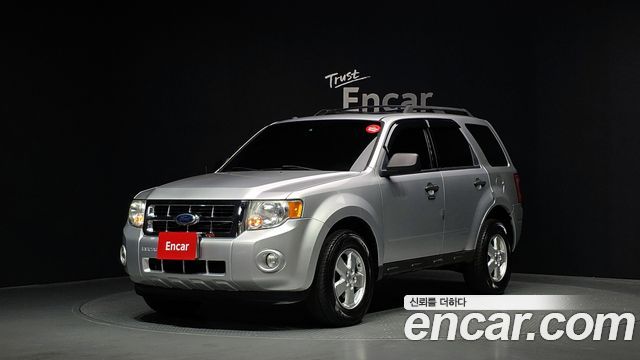 Ford Escape — exterior