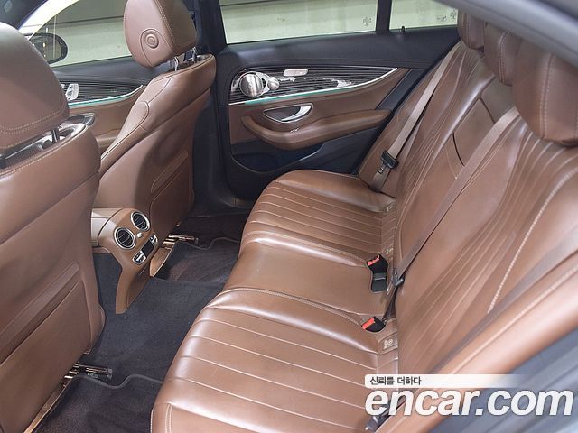 Mercedes-Benz E-Class — interior