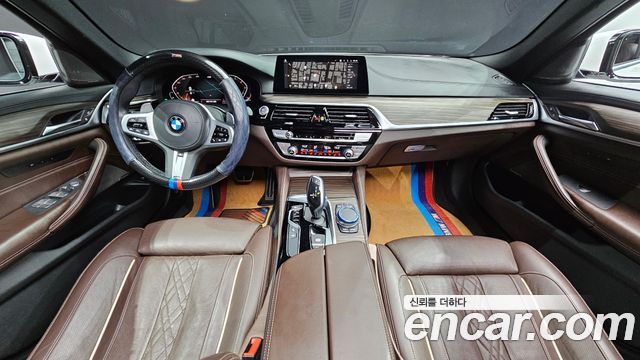 BMW 5 Series — interior