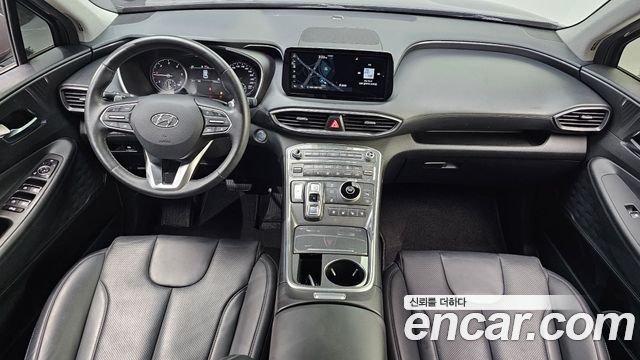 Hyundai Santa Fe — interior
