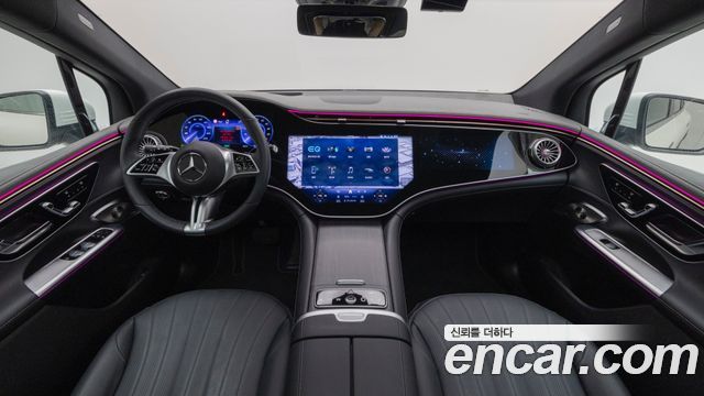 Mercedes-Benz EQE — interior