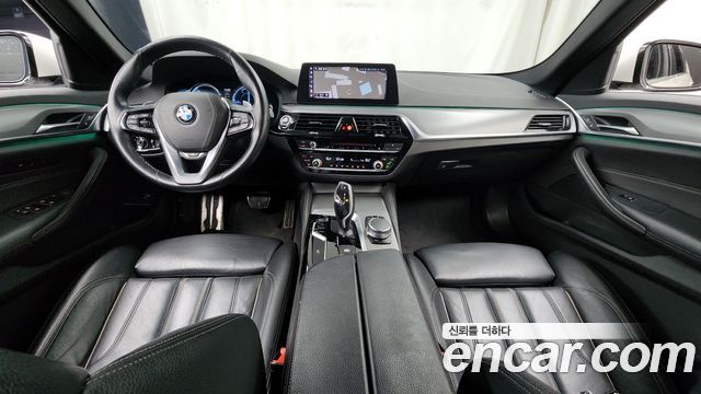 BMW 5 Series — interior