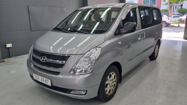 Hyundai Starex — exterior