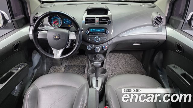 Chevrolet Korea Spark — interior