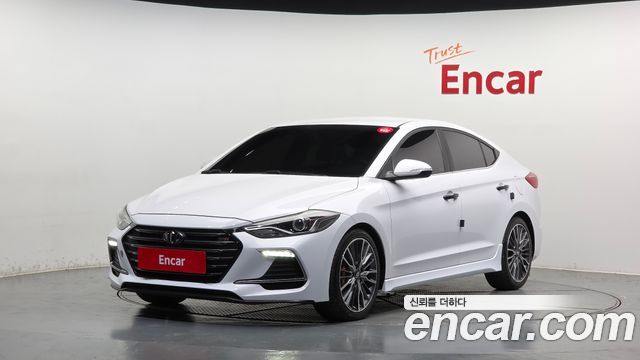 Hyundai Avante — exterior