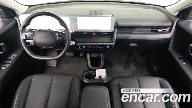 Hyundai IONIQ 5 — interior