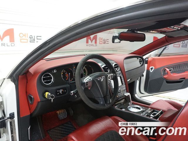 Bentley Continental — interior