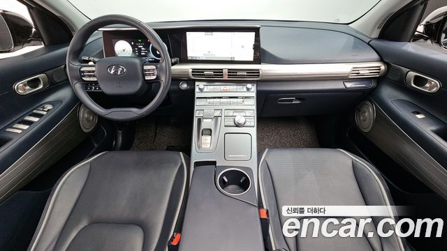 Hyundai Nexo — interior
