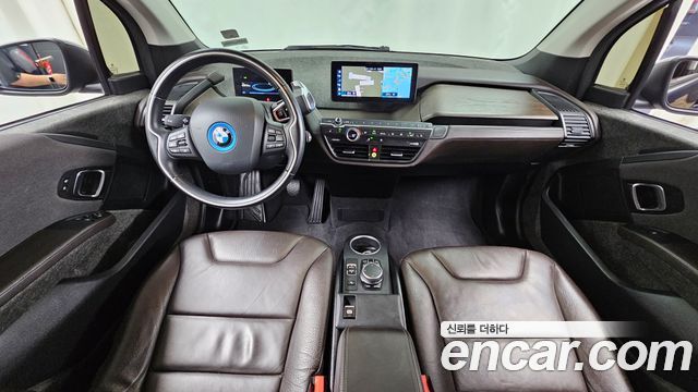 BMW i3 — interior