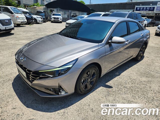 Hyundai Avante — exterior