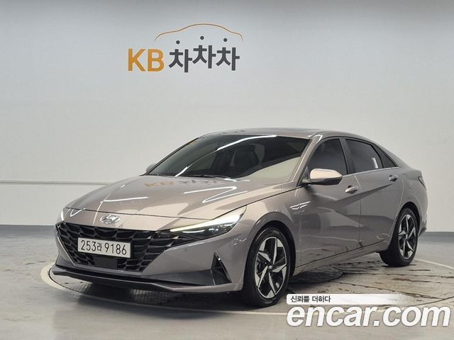 Hyundai Avante — exterior