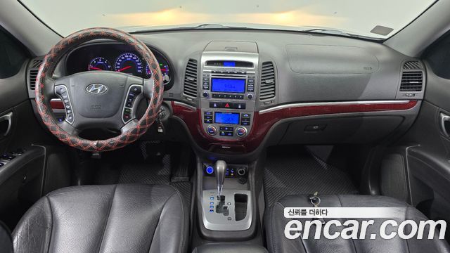 Hyundai Santa Fe — interior