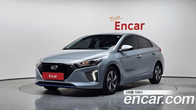 Hyundai Ioniq — exterior