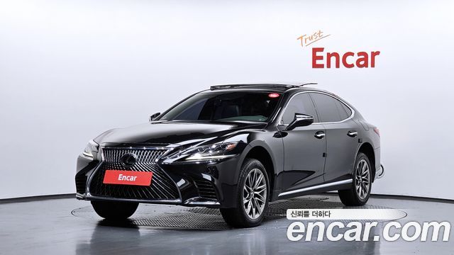 Lexus LS — exterior