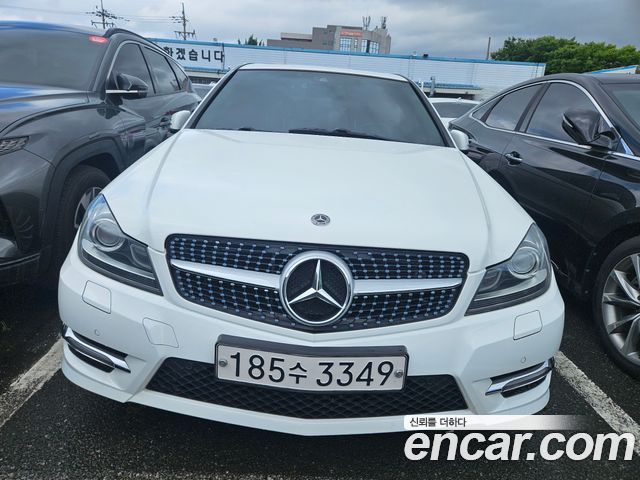 Mercedes-Benz C-Class — exterior
