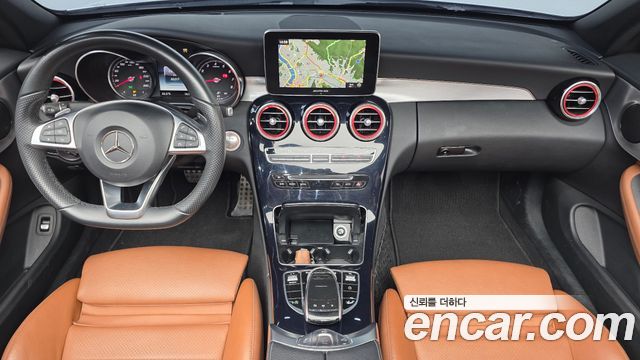 Mercedes-Benz C-Class — interior