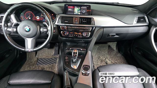 BMW 3 Series — interior