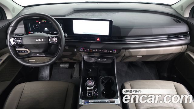 Kia Carnival — interior