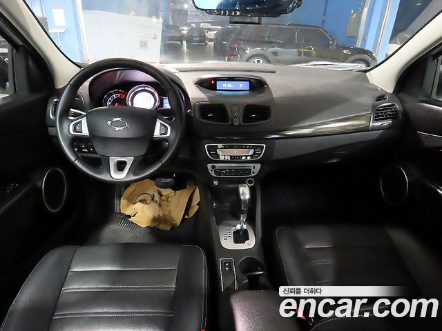 Renault Korea SM3 — interior