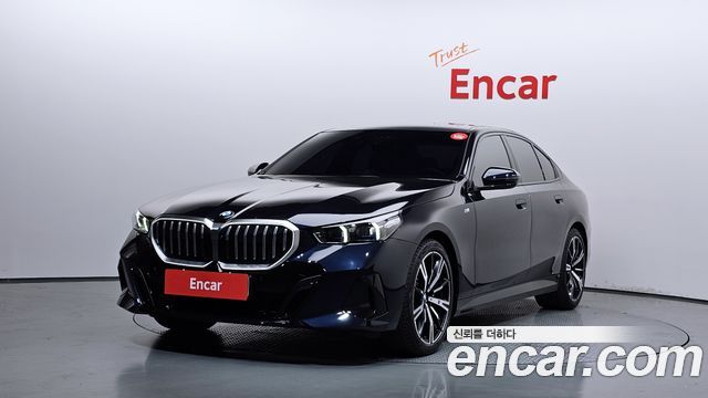 BMW 5 Series — exterior