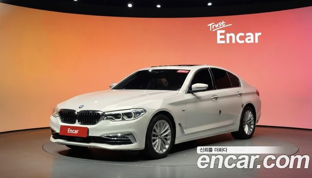 BMW 5 Series — exterior