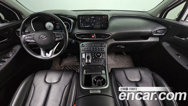 Hyundai Santa Fe — interior