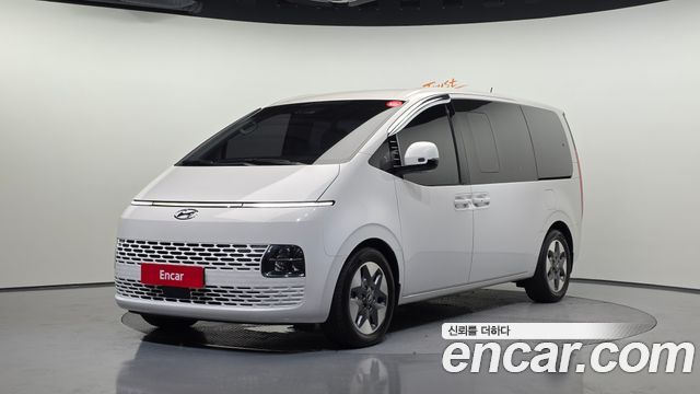Hyundai Staria — exterior