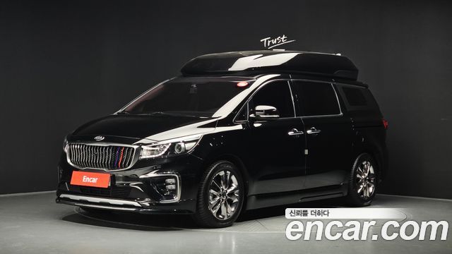 Kia Carnival — exterior
