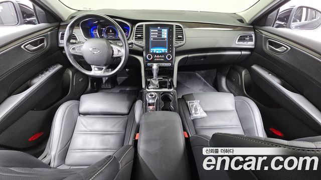 Renault Korea SM6 — interior