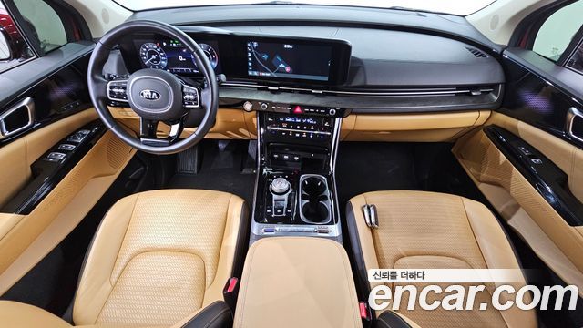 Kia Carnival — interior
