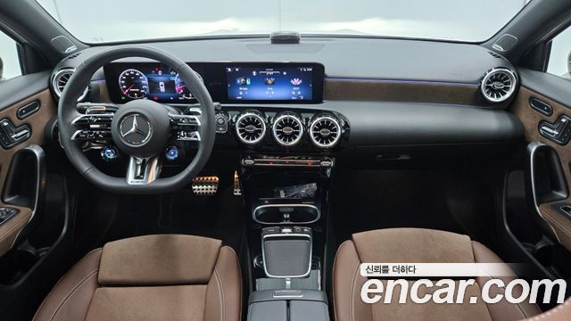 Mercedes-Benz A-Class — interior
