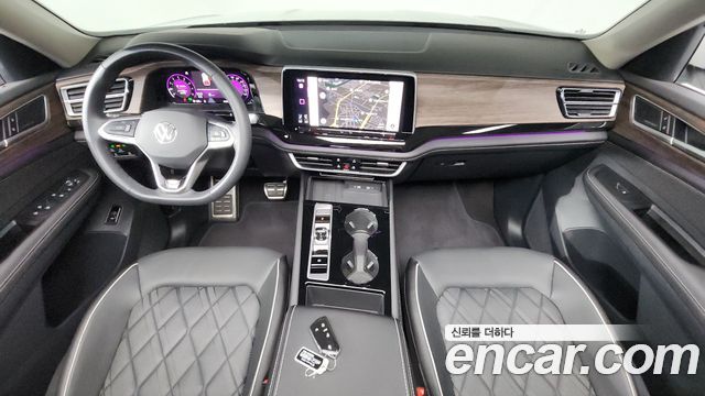 Volkswagen Atlas — interior