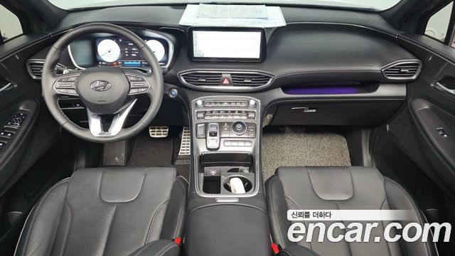 Hyundai Santa Fe — interior