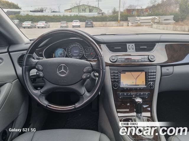 Mercedes-Benz CLS-Class — interior