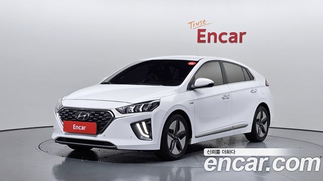 Hyundai Ioniq — exterior