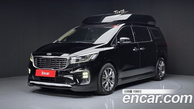 Kia Carnival — exterior