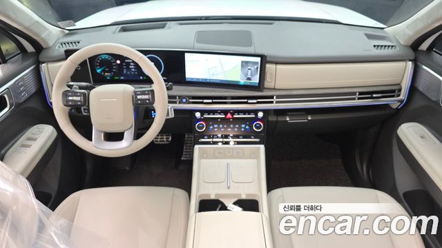 Hyundai Santa Fe — interior