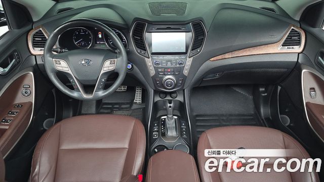 Hyundai Maxcruz — interior