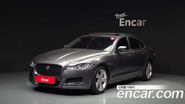 Jaguar XF — exterior
