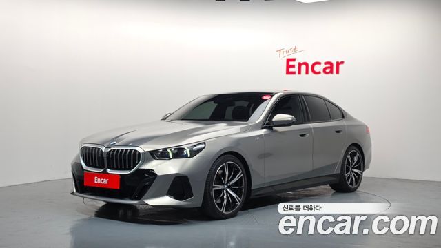 BMW 5 Series — exterior