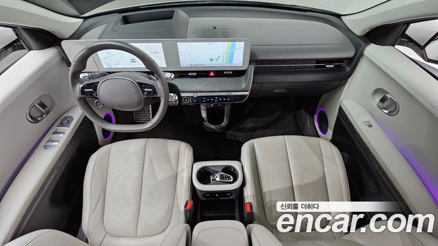 Hyundai IONIQ 5 — interior